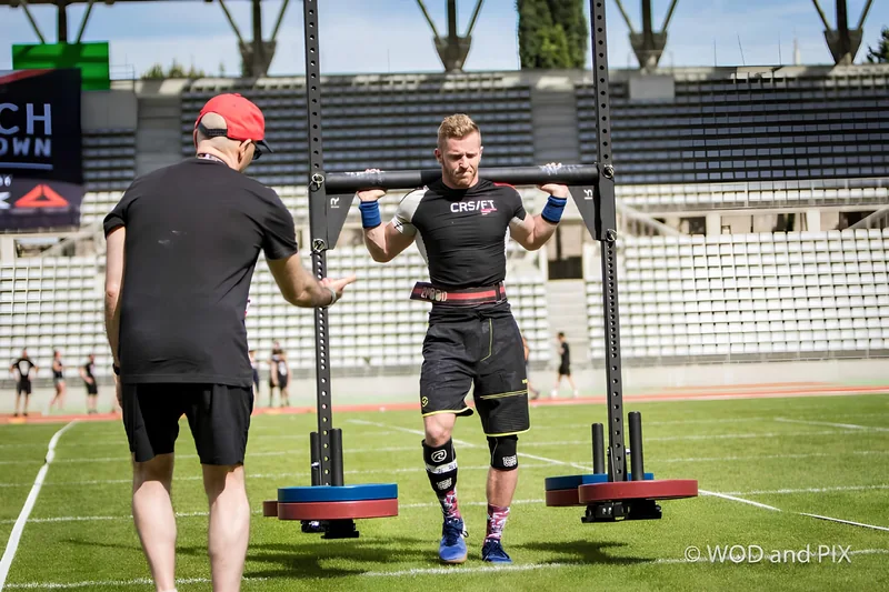 Outdoor strength training session